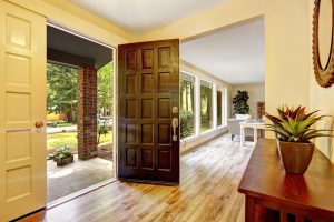 Jak zaprojektować eleganckie wejście do domu?