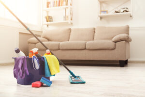 Perfekcyjnie sprzątanie mieszkania – jak wybrać najlepsze akcesoria?